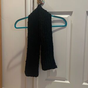 Black knit scarf